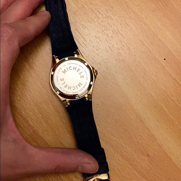 Watch - Picture 5 of 5